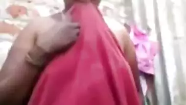 Tamil bhabhi Bathing Video