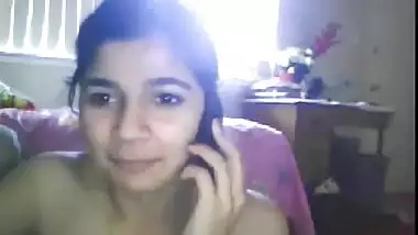 Desi gal live show to her bf throughout movie call