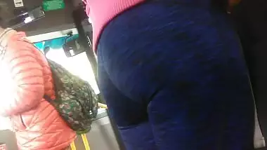 indian girl nice ass in blue tights