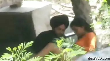 Hot Panjabi Young College Couple Outdoor Park Fucking Part 4