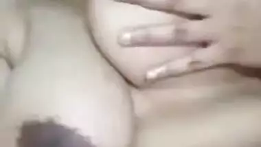 Bigboob Girl Playing And Sucking Her Boobies