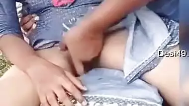 Telugu Girl Boobs And Pussy Fingering By Lover