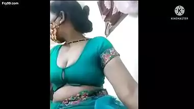 Sexy figure indian sulbha aunty