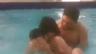 Pakistani Couple In Pool - Movies. video2porn2