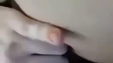 Bangladeshi sex video of a girl fingering in office bathroom