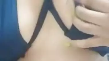 Desi girl show her boob nipple selfie cam video