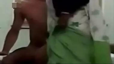Indian sexy aunty having sex with wearing a sari