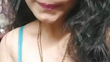 Super Beautiful Bhabi Hot Show