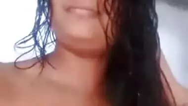 desi girl sucking cock