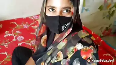 Husband catches wife watching porn in Pakistani sex