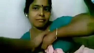 Devar’s Hot Video With Sexy Bhabhi