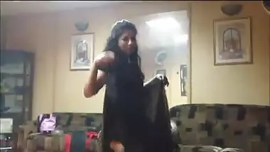 Pakistani Wife Dancing - Movies. video3porn3