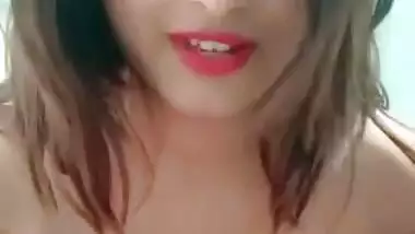 Beautiful girl show boob