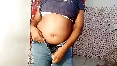 Cute Look Indian Bhabi Showing Her Wet Pussy And Boobs