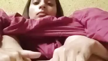 Big pussy rubbing GF in horniness desi viral MMS
