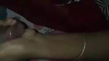 Bangladeshi Aunty Handjob