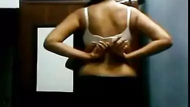 aroushi 36c boobs exposed