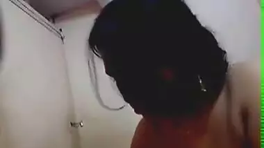 Bangla Aunt Hot Blowjob To Lover In Bedroom - Wowmoy