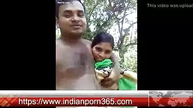 Cute Indian Girl Record Nude Selfie in outdoor