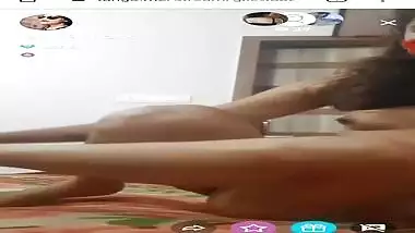 Small boobs Tamil girl live cam sex show