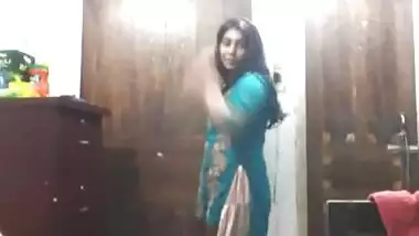 Bengali hottest college girl Aaliya’s strip tease mms