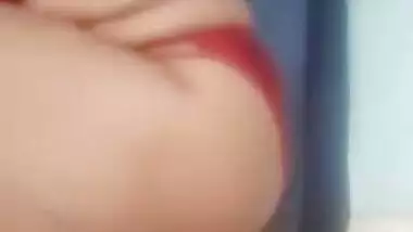 Sexy Booby girl fingering