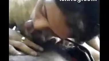 indian naukrani blowjob