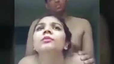 Bua bhatije ka hardcore chudai khel hidden cam mai aaya