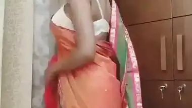 Beautiful Bengali girl saree striptease show