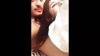 Hawt Punjabi hotty ally large boobs squeezed mms