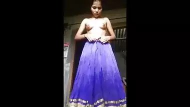indian village girl showing pussy and ass