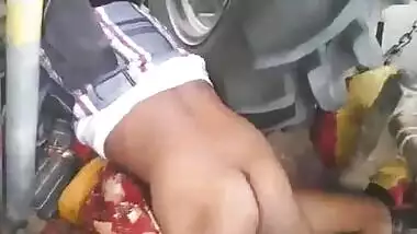 Desi village couple fucking near truck (old)