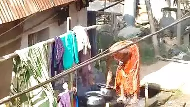 Hot Tits Of Village Woman Bathing