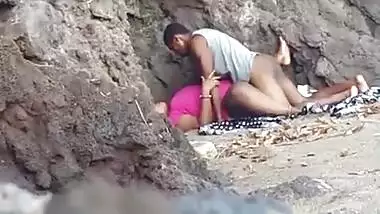 Desi outdoor porn clip of a couple in a beach