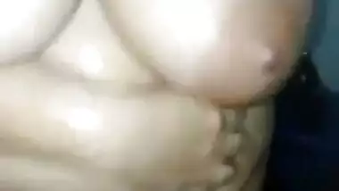 big boobs swinger bhabhi nude bathing hubby recording n fingering