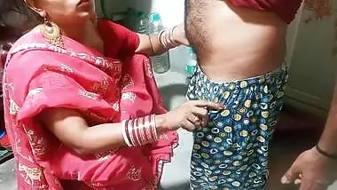 Ever Best Fucking Roshni Bhabhi In Kitchen When She Very Sad With Bengali Boudi