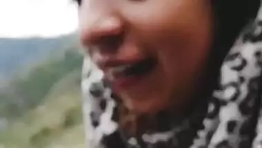 Horny Arab Lady Giving Blowjob Somewere In Hills