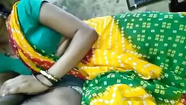 Sexy Indian Bhabhi Handjob