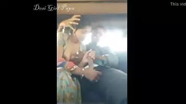 Sexy Marwadi Wife’s Romance With Local Taxi Driver