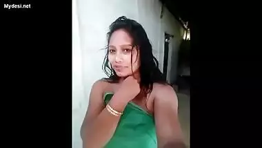 cute bhabhi teasing seducing