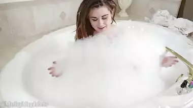 Hairy Goddess Huge Bubble Bath Trailer