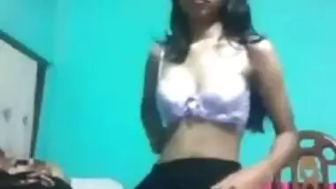 Super hawt Tamil Cutie bawdy cleft fingering show