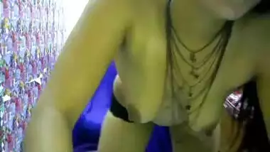 Indian Hot Girl Strip Dance