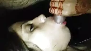 Desi wife honeymoon blowjob to her hubby