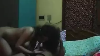 Desi couple fucking in bedroom