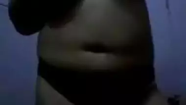 Big Desi mallu boobs with hindi song