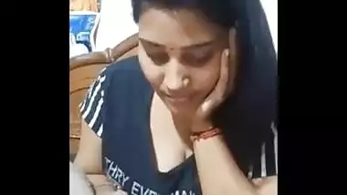 Desi Bhabhi VC Wid BF Showing Boobs n Pussy Hindi Audio