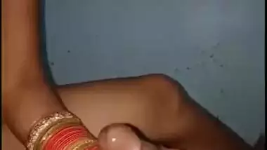 Beautiful hand job 