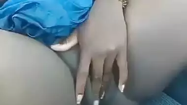 south indian aunty rubbing pussy in car