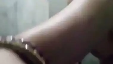 Dehati nude MMS video shared by her secret lover